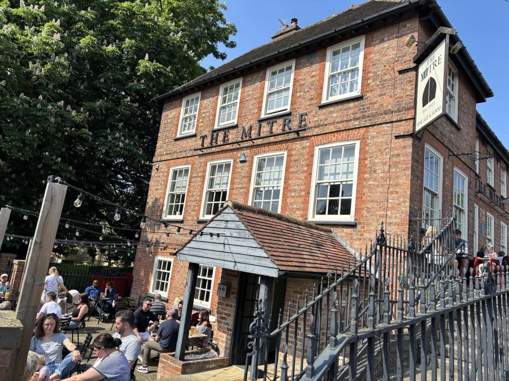 The Mitre Inn Knaresborough Dış mekan fotoğraf