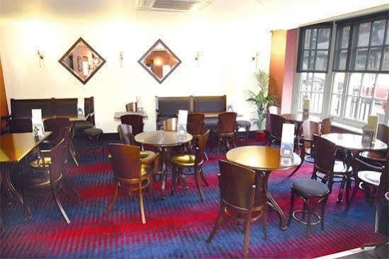 The Mitre Inn Knaresborough Dış mekan fotoğraf